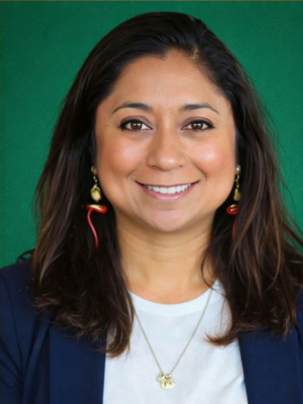 Professional Lawyer Gabriela Torres